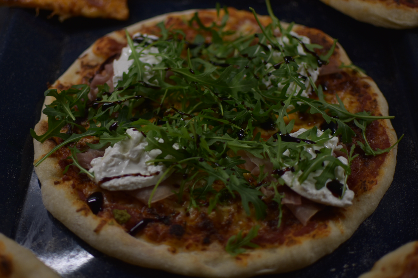 Pizza a'la neapolitana - obrazek 13