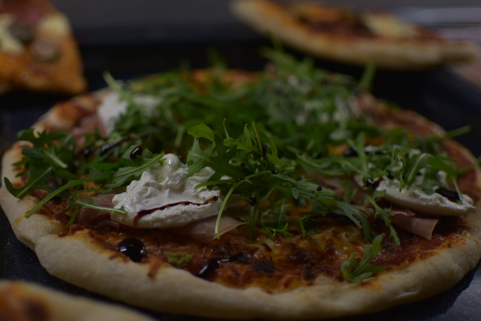 Pizza a'la neapolitana - obrazek 12