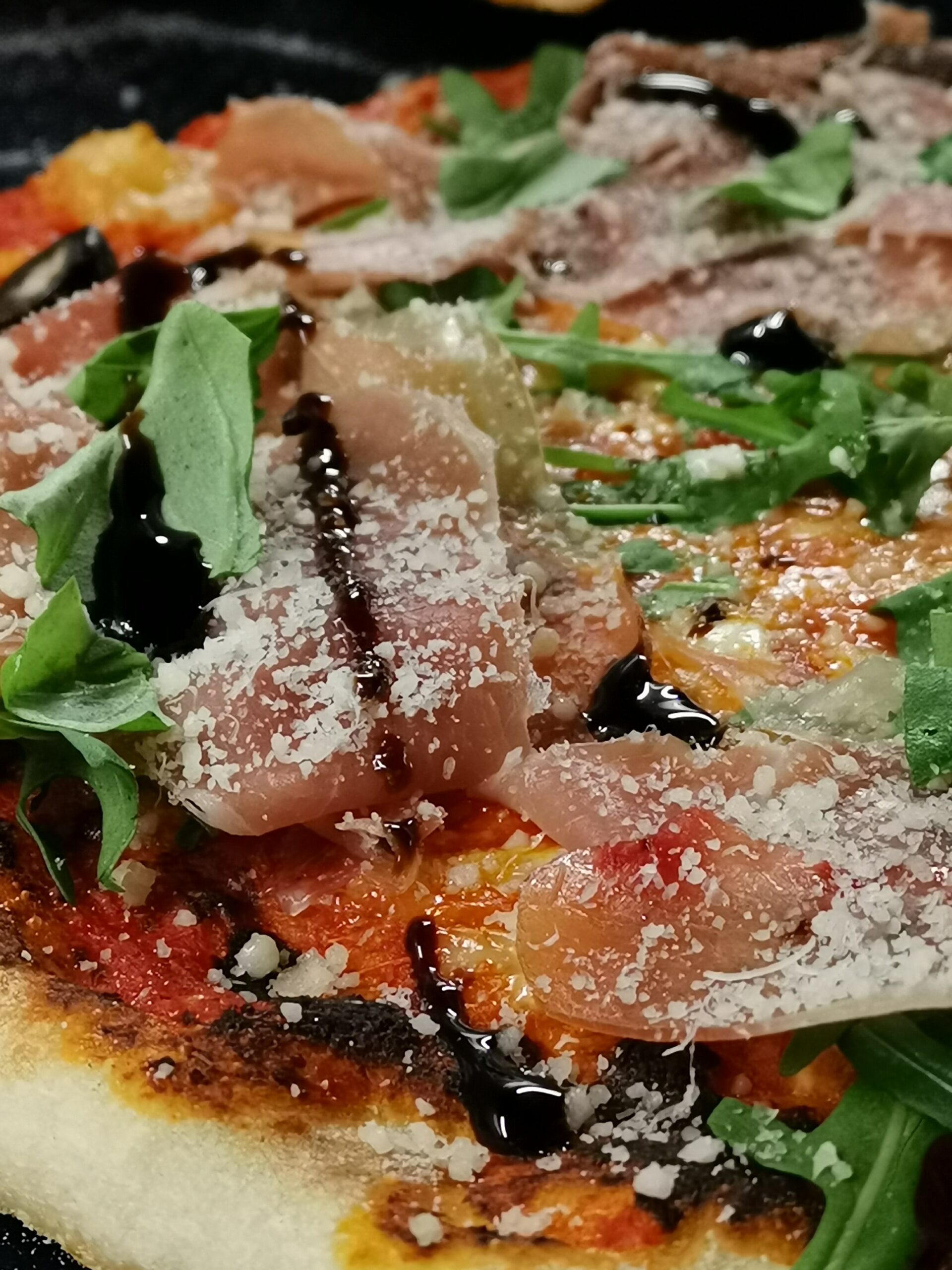 Pizza a'la neapolitana - obrazek 7